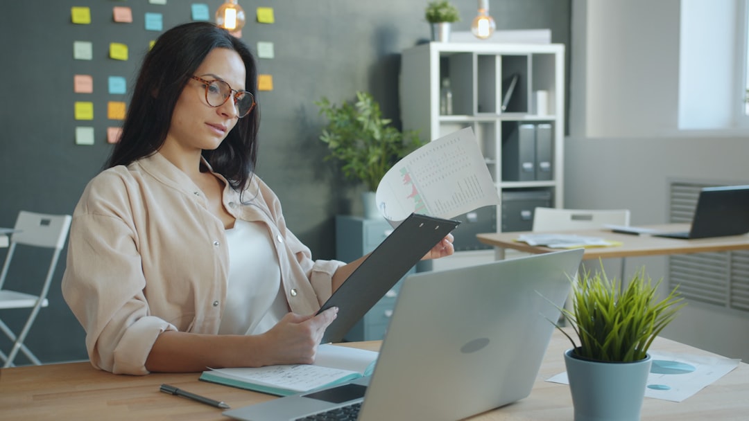 Facturation électronique : ce qui change pour les professionnels libéraux en 2026 et 2027